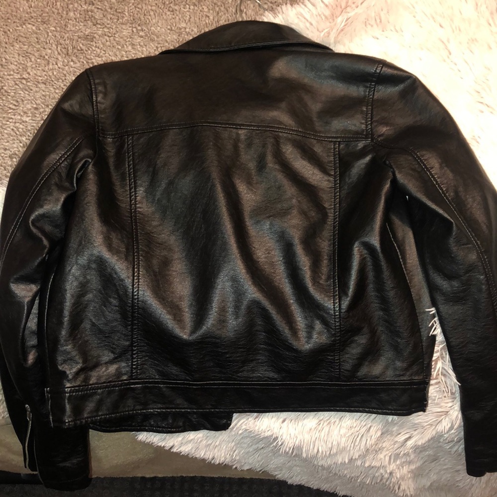 Leather jacket - Picture 4 of 5